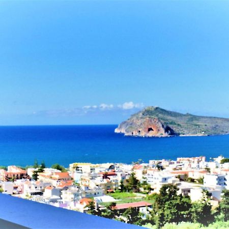 Thea Apartment Agia Marina Екстериор снимка