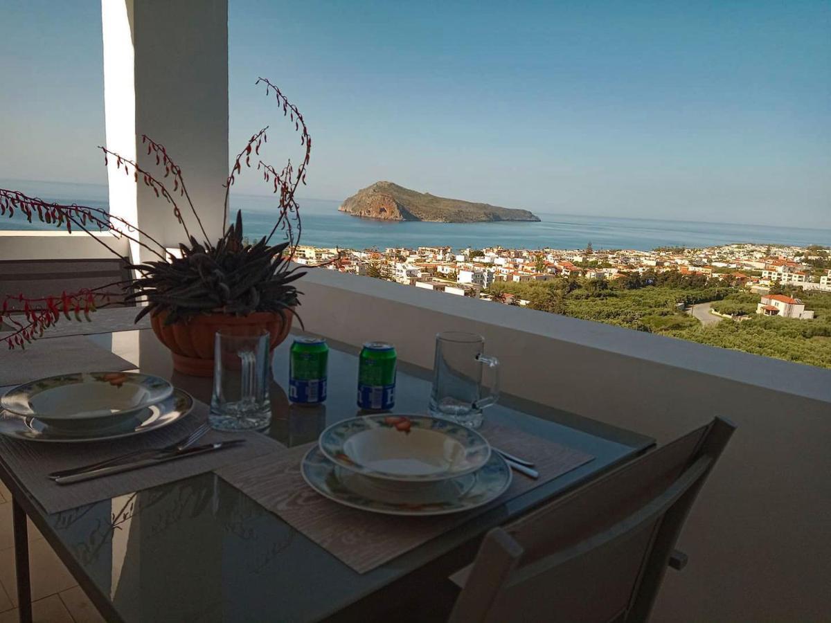 Thea Apartment Agia Marina Екстериор снимка