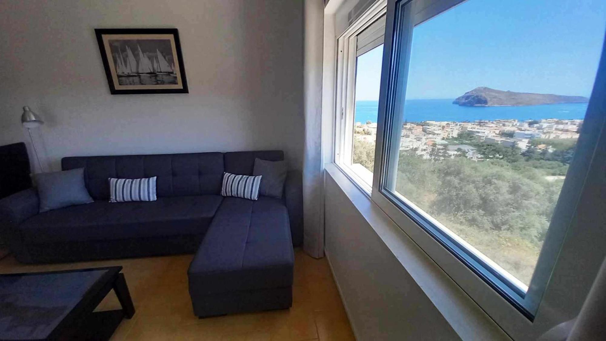 Thea Apartment Agia Marina Екстериор снимка