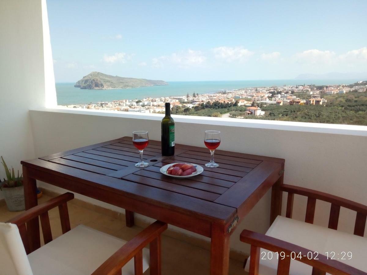Thea Apartment Agia Marina Екстериор снимка